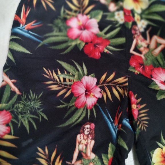 Board shorts - Picture 4 of 4